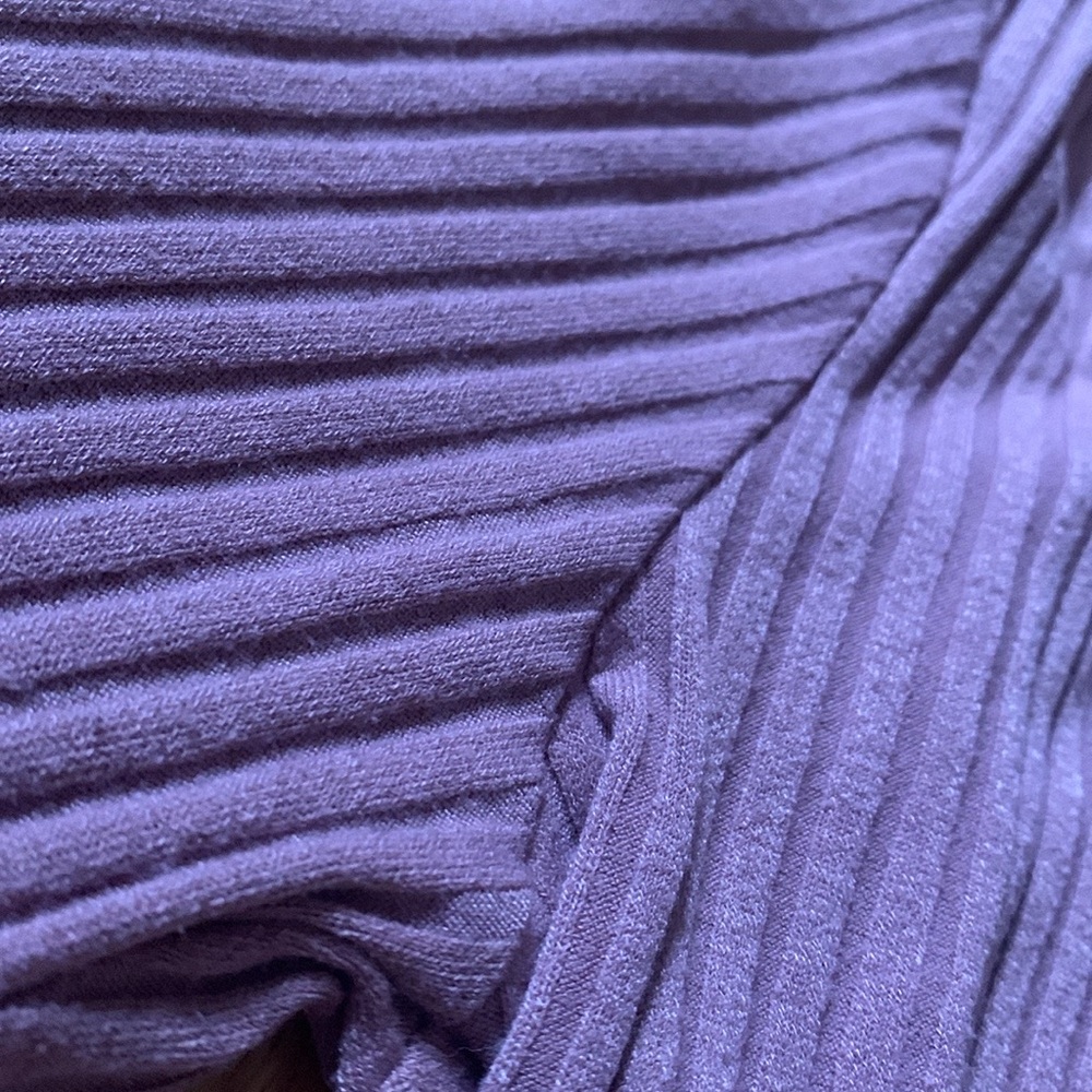 Long sleeve crop top